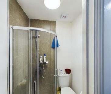 6 bedroom house of multiple occupation to rent - Photo 6