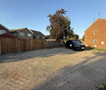 Stansfield Road, Benfleet Essex, SS7 - Photo 6