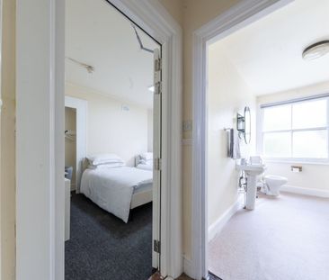 Fortess Road, London - Photo 4