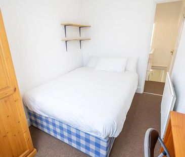 Downend Road, Fishponds - Photo 6