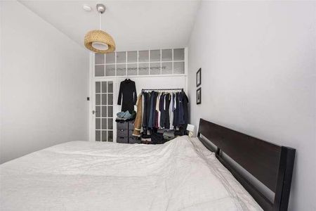 Brunswick Square, Hove, BN3 - Photo 3