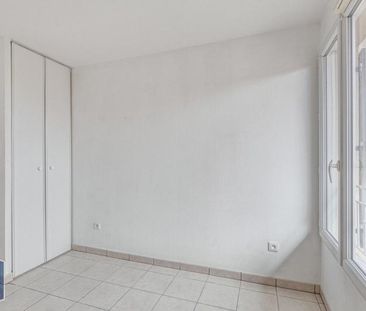 Location Appartement 3 pièces 58m² PUGET SUR ARGENS 83480 - Photo 3