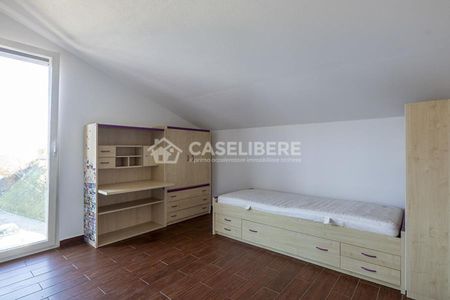 INCANTEVOLE ATTICO CON VISTA LAGO A PIAZZOGNA - Foto 3