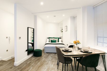 Studio Flat, Dyke Road, BN1 - Photo 3