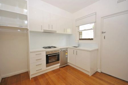 Unit 3/99 Glenhuntly Road, Elwood. - Photo 3