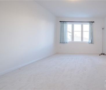 For Lease - 190 Camden Private, Barrhaven, Ontario - Photo 2