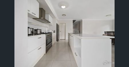 Perfect Family Home! - Photo 5