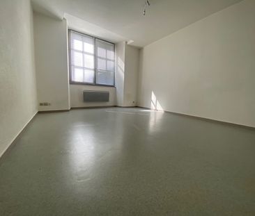Location Appartement 1 pièce 40m² BESANCON 25000 - Photo 1