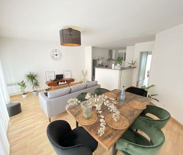 Location Appartement 3 pièces 71m² - Photo 4