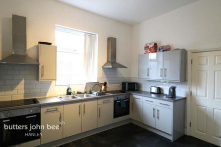 1 bedroom terraced house to rent - Photo 2