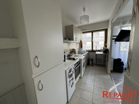 Location Appartement 1 pièce 30m² BRIVE LA GAILLARDE 19100 - Photo 4