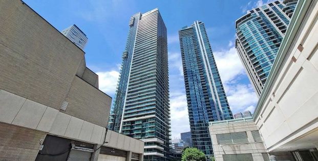 For Lease - 33 Bay Street Unit# 3710, Toronto, Ontario - Photo 1