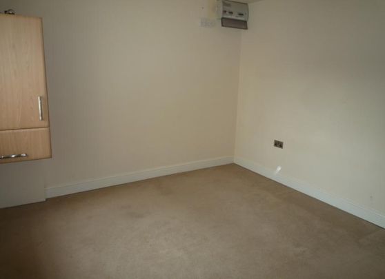 3 bedroom apartment to rent - Photo 1