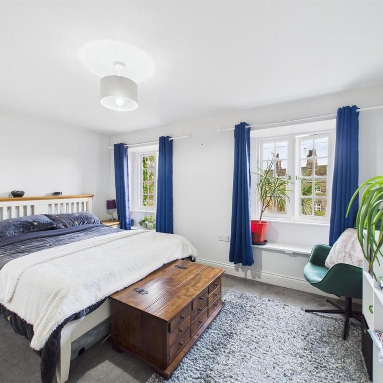 2 bedroom terraced house to rent - Photo 1