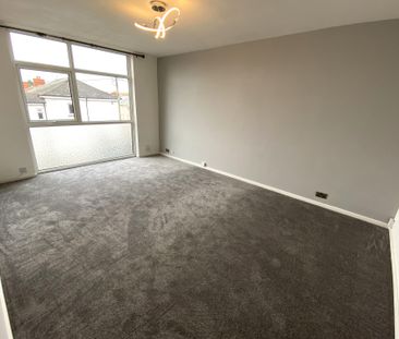 £1,100 PCM, Spacious Newly Refurbished Two Bedroom Flat in Gainsbor... - Photo 4