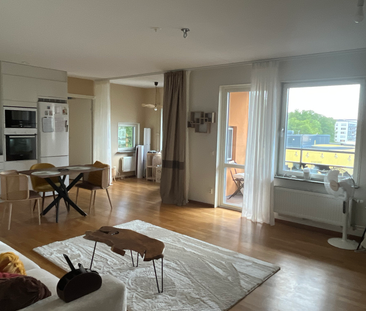 Snickerigatan, Hägersten - Photo 1