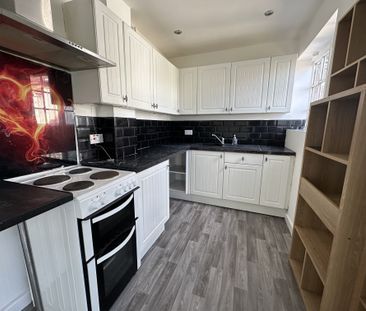 Manor Road, Doncaster, Askern - Photo 4