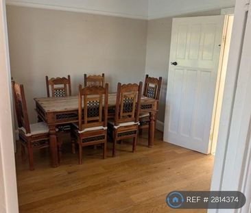 2 bedroom detached house to rent - Photo 3