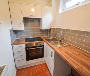 1 bedroom terraced house to rent - Photo 5