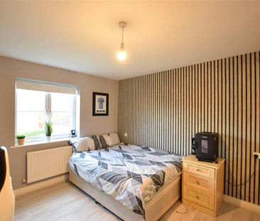 5 bedroom detached house to rent - Photo 2