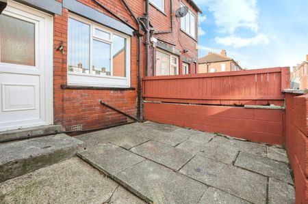 3 Bed Terraced House, Ivy Street, LS9 - Photo 4