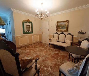 Piso de alquiler en Avinguda de la Llibertat, Centro - Photo 4