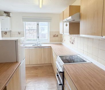 3 bedroom end of terrace house to rent - Photo 6