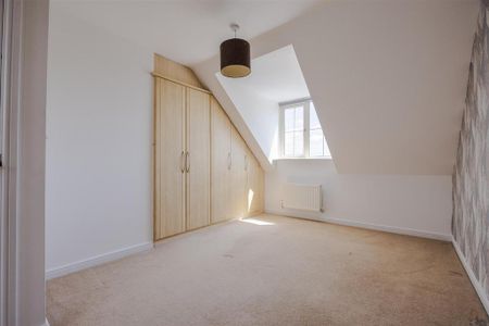 3 bedroom terraced house to rent - Photo 4