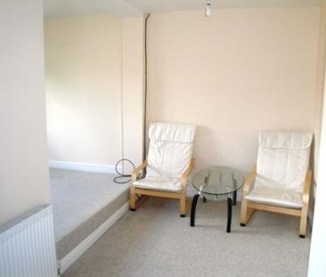 HMO Property for rent - Photo 2