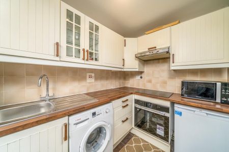 Studio to rent - Photo 5