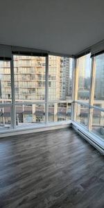 **2min walk SKYTRAIN, Beautiful View, Infinity Towers at Park - Photo 3