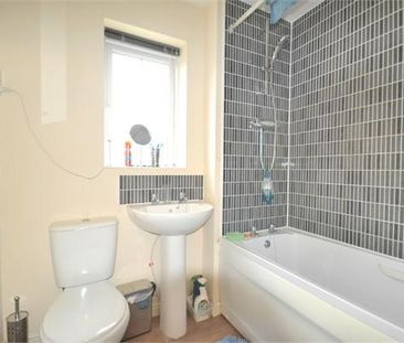 2 bedroom semi-detached house to rent - Photo 6