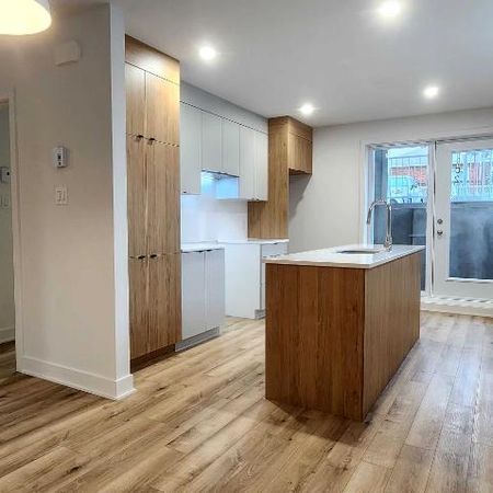 4 1/2 - CONDO NEUF ** 1 MOIS GRATUIT** - Photo 3