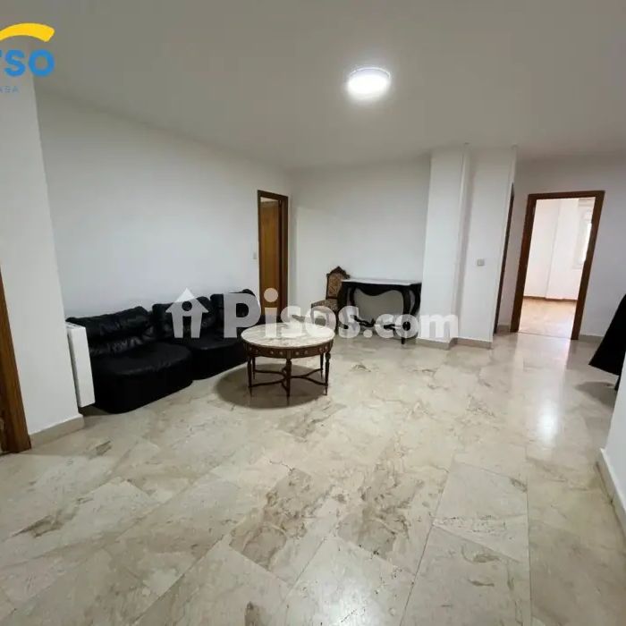 Piso en alquiler en Plaza de Vega - Foto 1