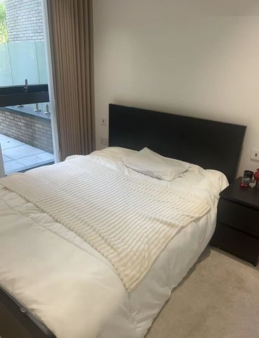 Room in a Shared Flat, Vermont House, EC1V - Photo 5