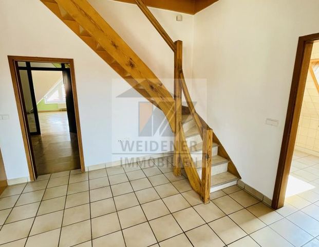 Große 2,5-Raum-Wohnung mit Wanne und Dusche! Maisonette! - Foto 1