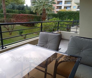 Location Appartement 1 pièce 28m² ANTIBES 06600 - Photo 2