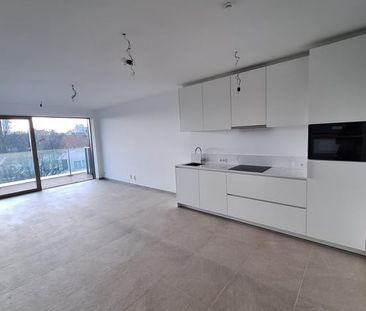 Appartement te huur - Foto 2