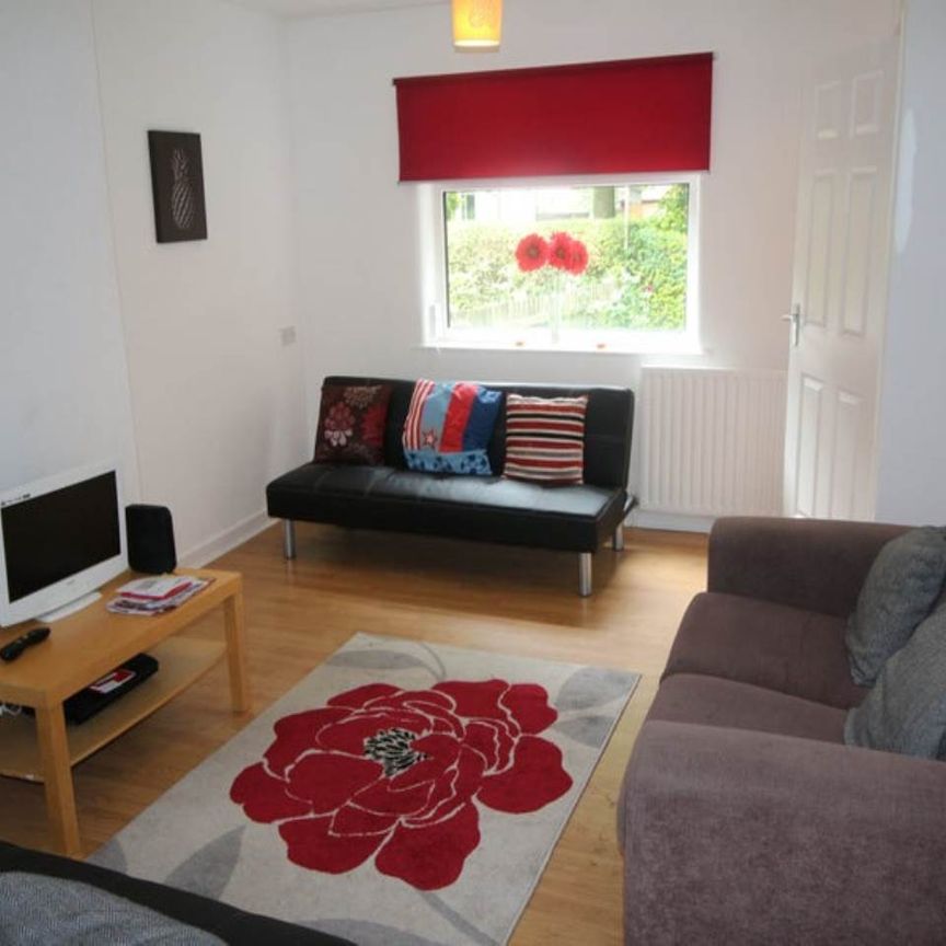 Stanhope Drive (ROOM 3), Horsforth, Leeds - Photo 1
