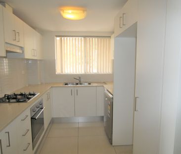 Great Location - Photo 4