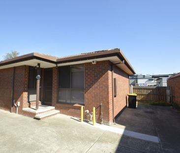 Great Location - Photo 4