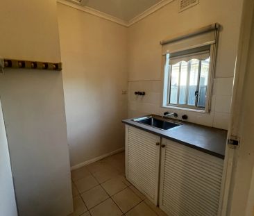 Premium Glenroy Location - Photo 4