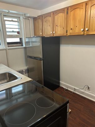 For Lease - 19 Castlefield Avenue Unit# 1, Toronto, Ontario - Photo 1