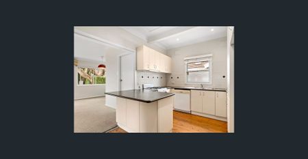 Practical Living in a Great Northmead Location - Photo 4
