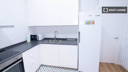 barcelona, Catalonia 08001 - Photo 5