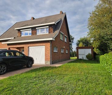 Vrijstaande woning met 4 ruime slaapkamers op wandelafstand van het... - Photo 3