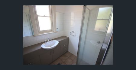 Location, Location, Location! - Photo 4