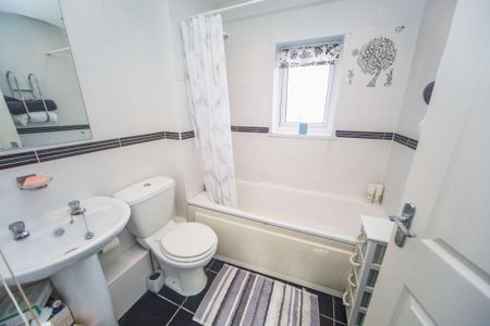 Telor Y Coed, Llanbradach - Photo 4