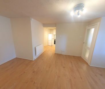 Studio Flat, Southwood Heights, N6 - Photo 2