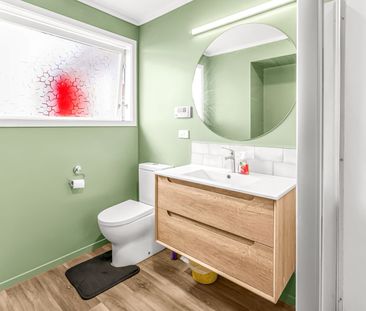 Spacious 4 Bedroom Character Home - Water Included - Te Puke - Photo 5